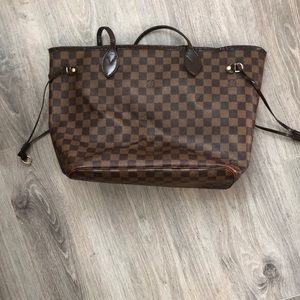 Louis Vuitton Neverfull